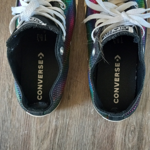 Converse - Picture 4 of 11